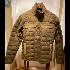 Nau jacket very warm! Slightly on the slimmer side